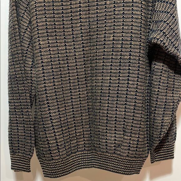 Van Heusen Black and Brown Crewneck Sweater Textured Knit - Picture 8 of 8